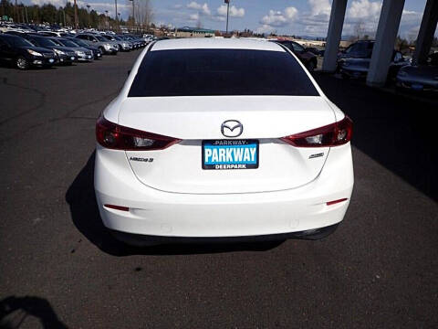 2017 Mazda MAZDA3 Touring