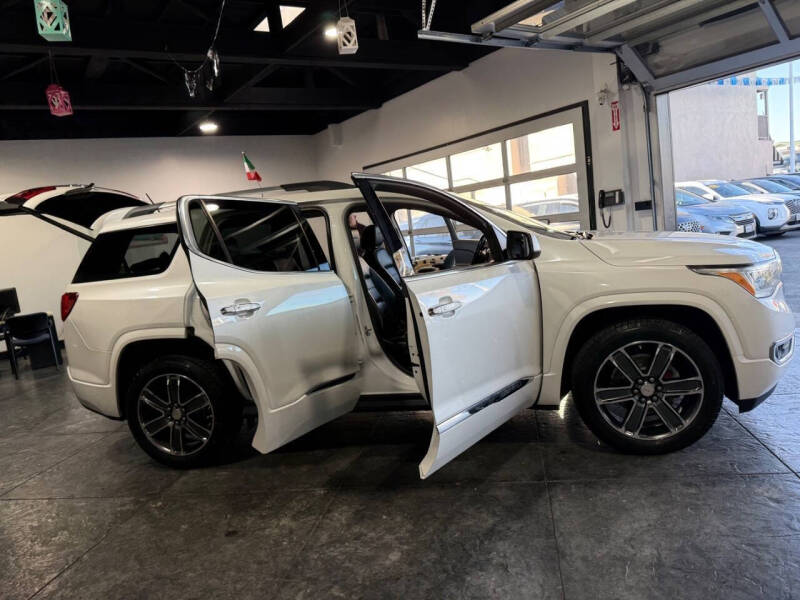 2018 GMC Acadia Denali