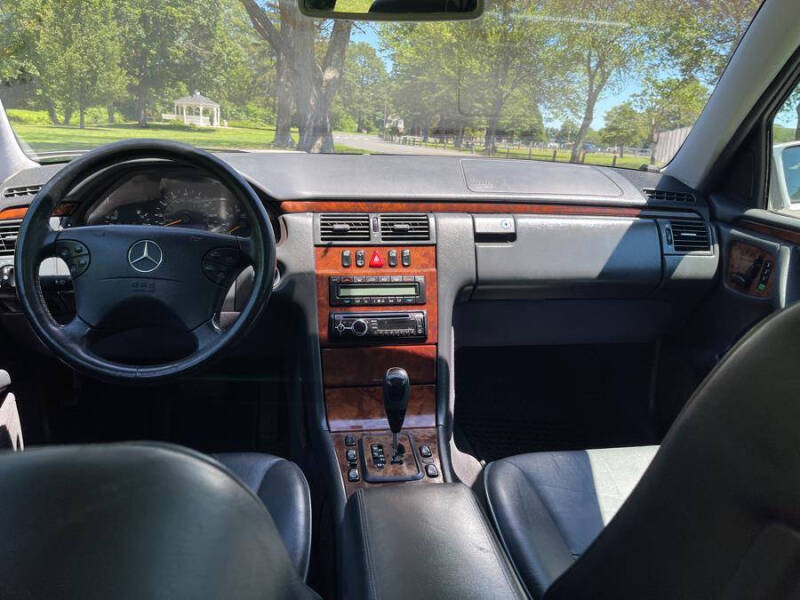 2002 Mercedes-Benz E-Class E 320 4MATIC