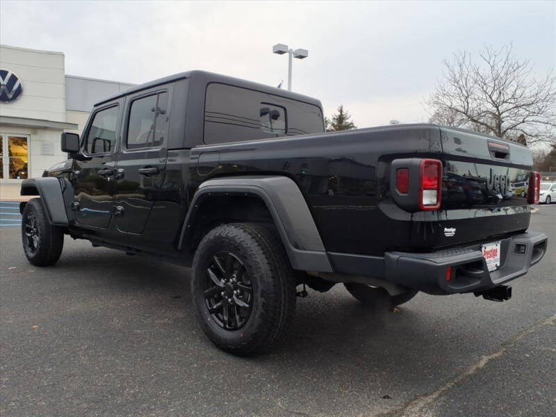 2022 Jeep Gladiator Altitude