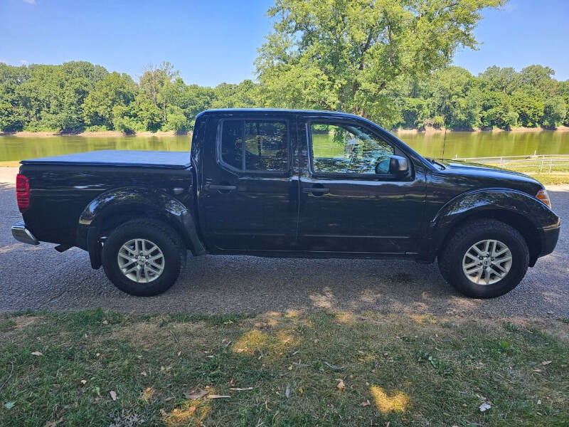 Used 2017 Nissan Frontier SV with VIN 1N6AD0EV8HN764770 for sale in Terre Haute, IN