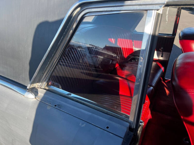 1962 Studebaker GT Hawk