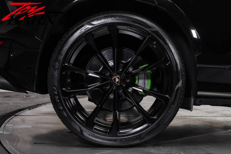 2022 Lamborghini Urus