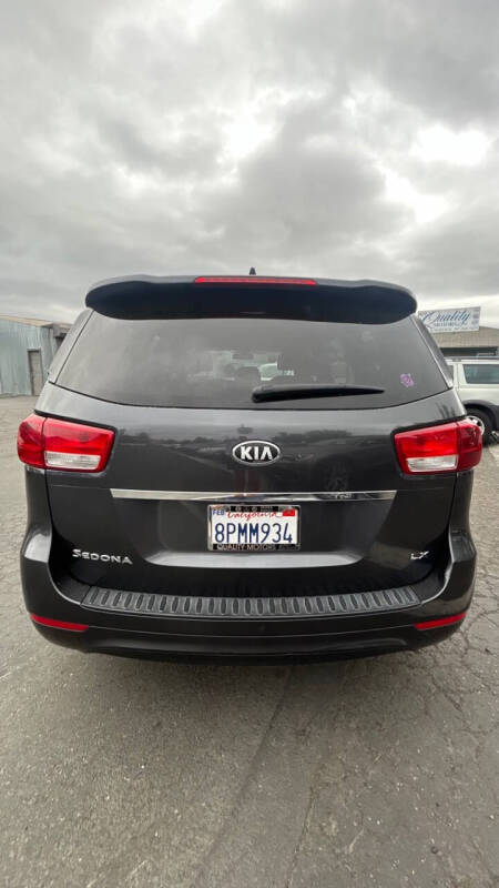 2016 Kia Sedona LX