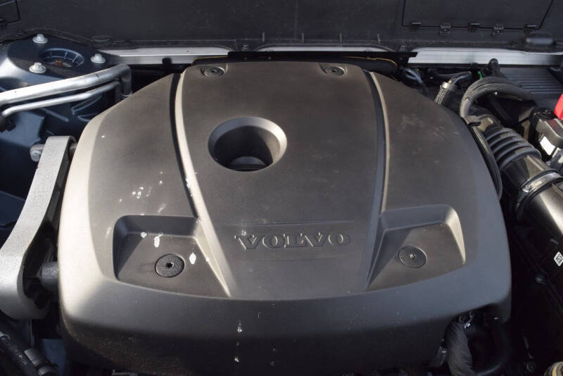 2022 Volvo XC90 T6 Inscription 6-Passenger