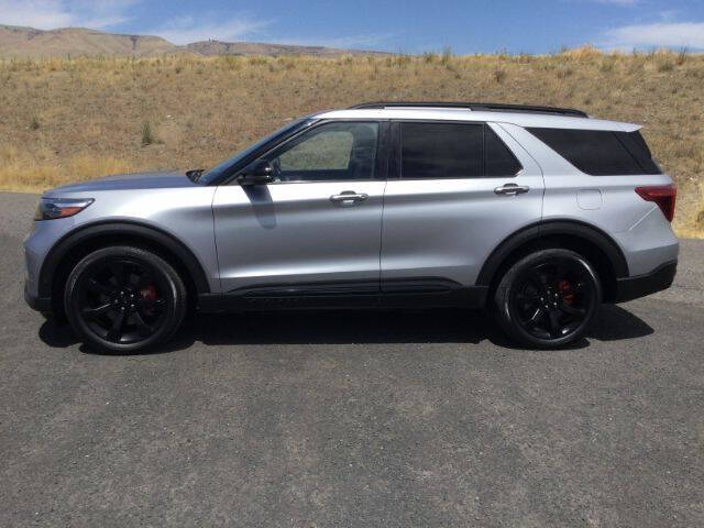 2022 Ford Explorer ST