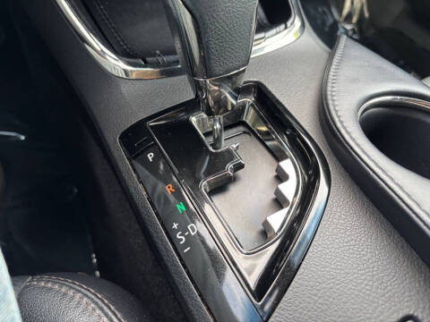 2017 Toyota Avalon XLE