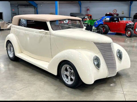 1937 Ford Phaeton