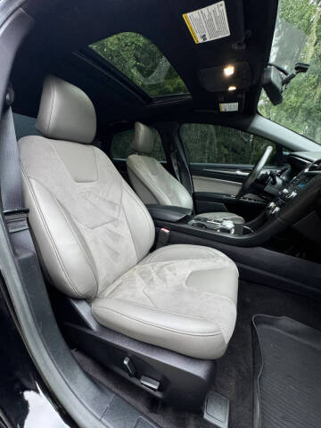 2017 Ford Fusion V6 Sport