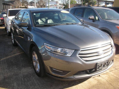 2015 Ford Taurus SEL