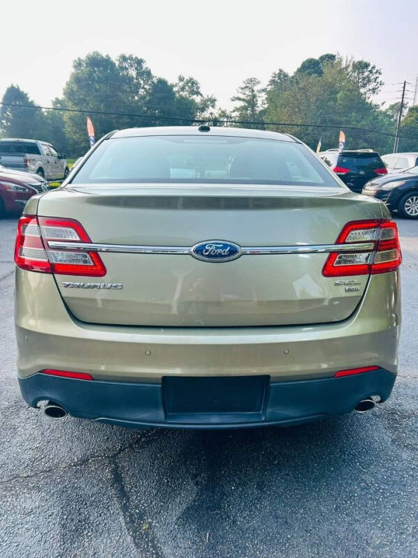 2013 Ford Taurus SEL