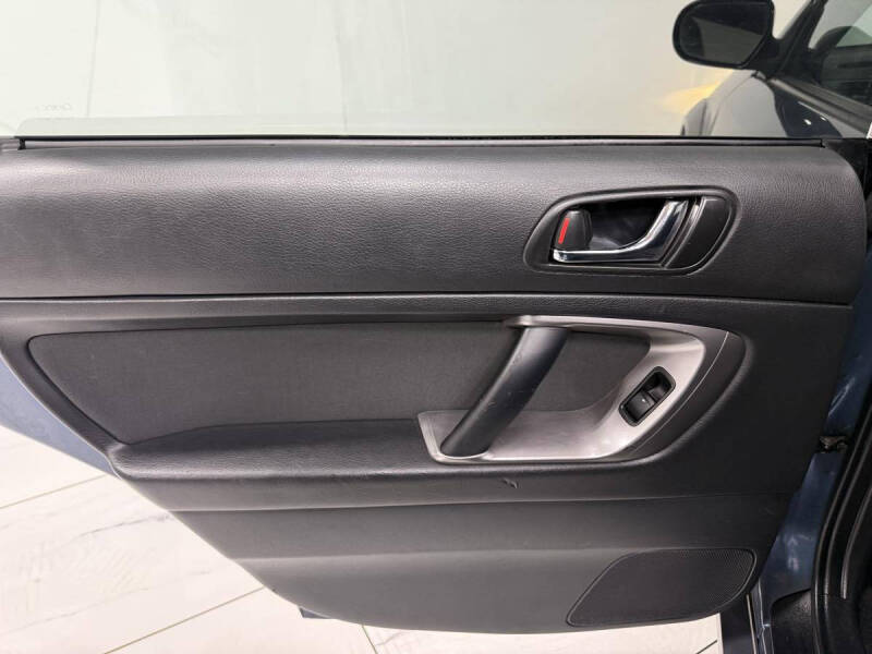 2005 Subaru Outback 2.5i