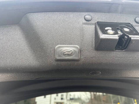 2016 GMC Acadia SLE-2