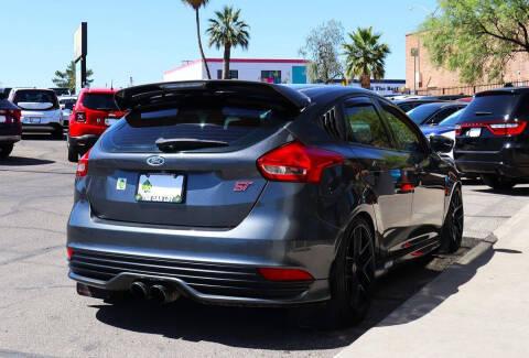 2018 Ford Focus ST