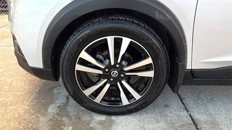 2019 Nissan Kicks SV