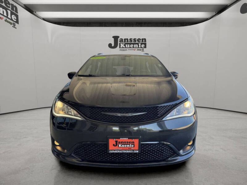 2019 Chrysler Pacifica Touring L Plus