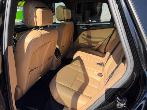 2017 Porsche Macan S