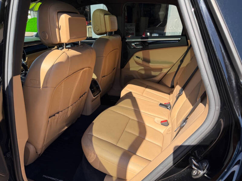 2017 Porsche Macan S