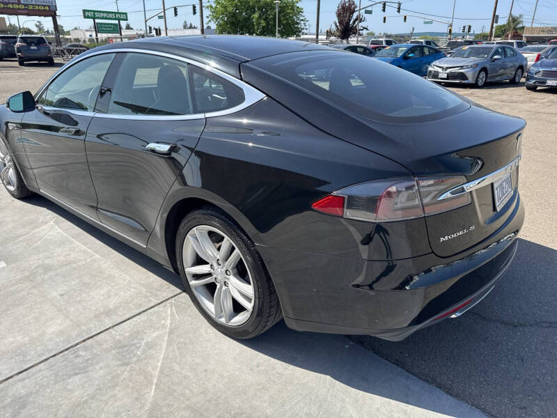 2015 Tesla Model S 85D