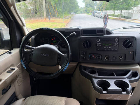 2010 Ford E-Series E-350 SD XL