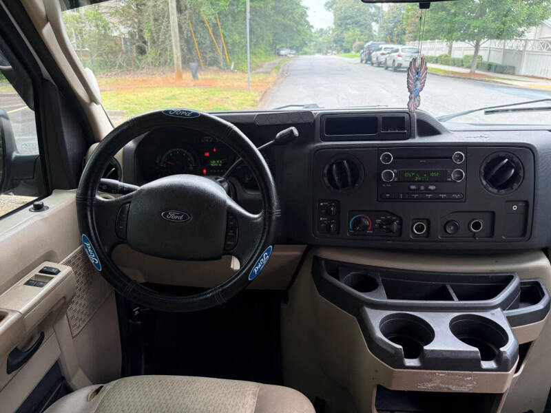 2010 Ford E-Series E-350 SD XL