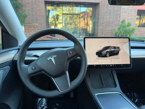 2024 Tesla Model Y Long Range
