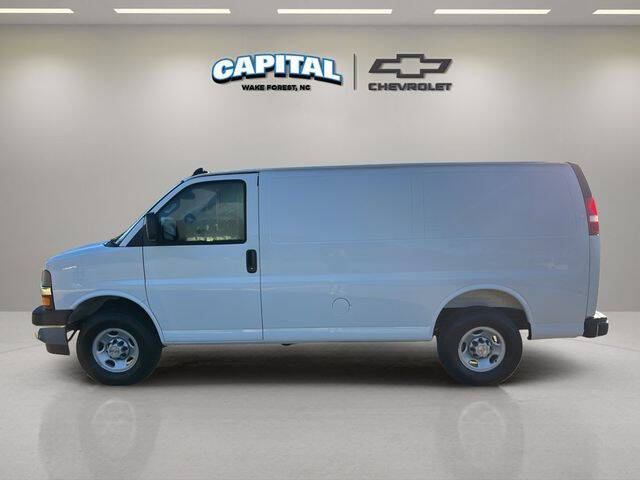 2025 Chevrolet Express 2500