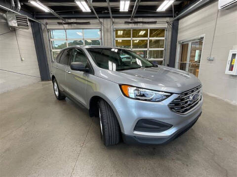 2020 Ford Edge SE