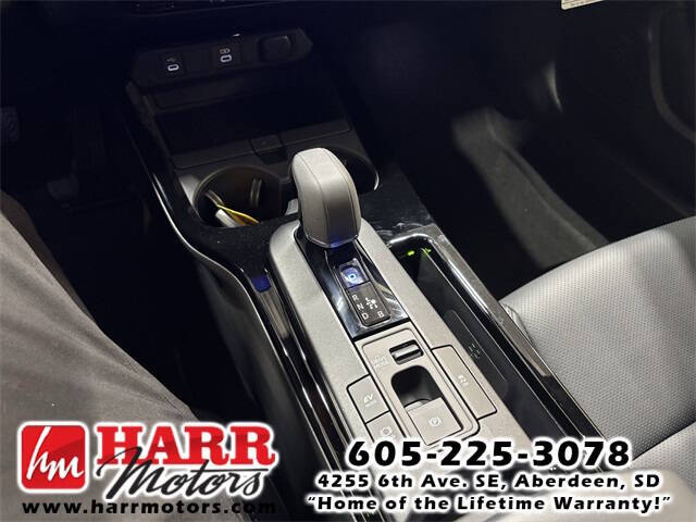 2025 Toyota Prius XLE