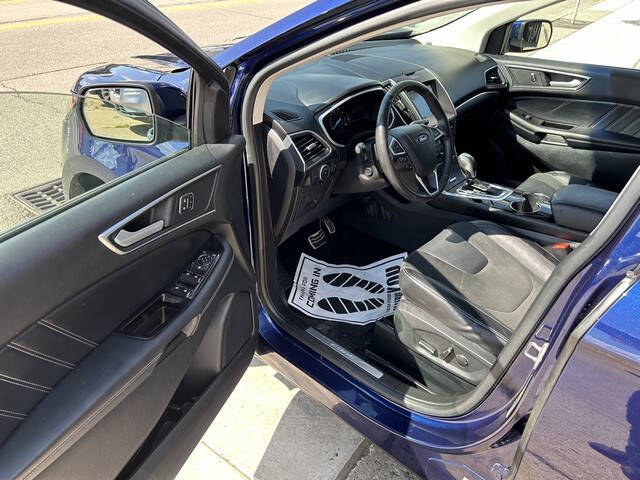 2016 Ford Edge Sport