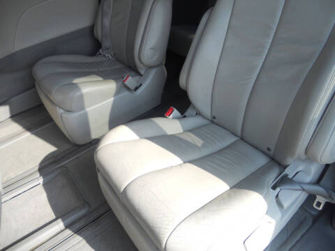 2012 Toyota Sienna XLE 7-Passenger