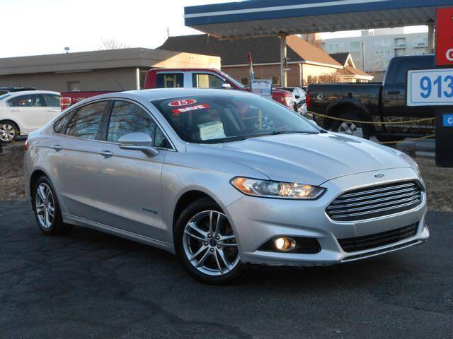 2015 Ford Fusion Hybrid for sale at KC Car Gallery in Kansas City KS