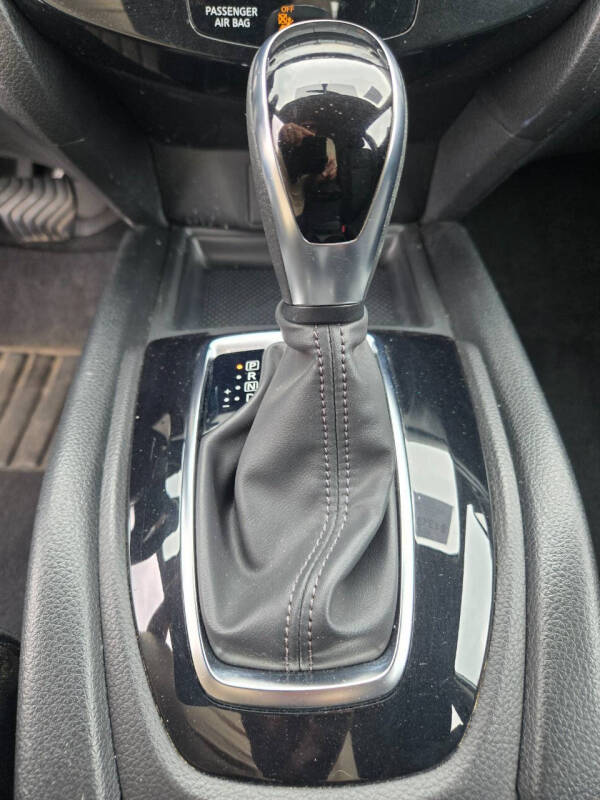 2017 Nissan Rogue S