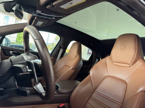 2023 Porsche Cayenne GTS Coupe