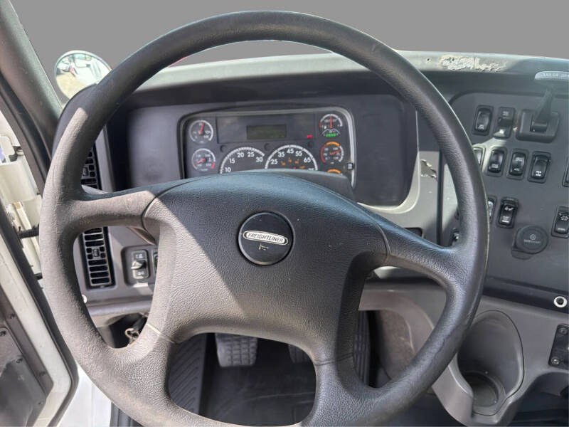 2016 Freightliner M2 112