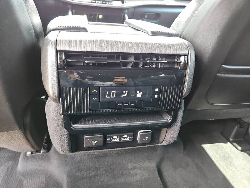 2023 Jeep Wagoneer Series II