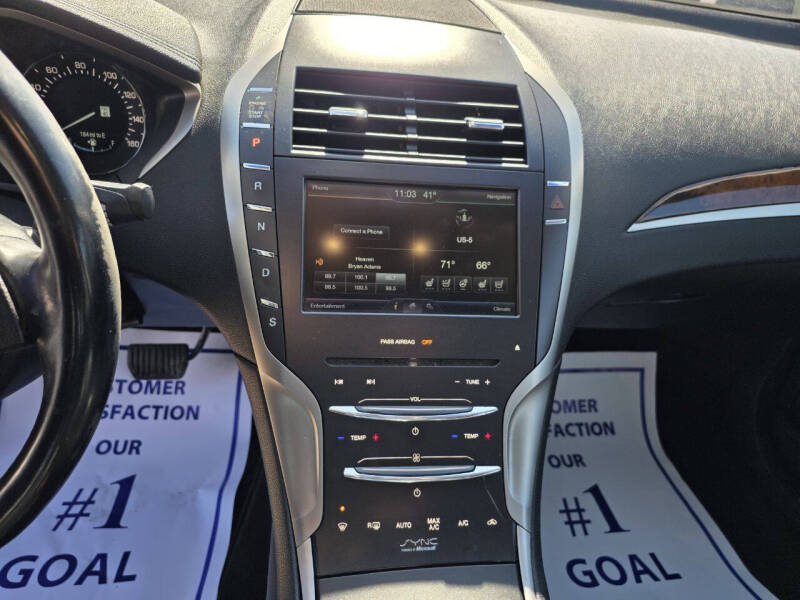 2015 Lincoln MKZ
