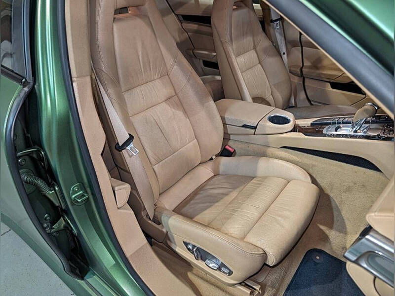 2011 Porsche Panamera