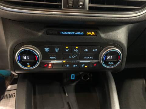 2020 Ford Escape Hybrid Titanium