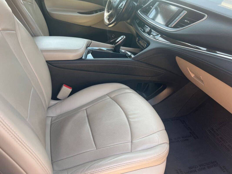 2018 Buick Enclave Essence