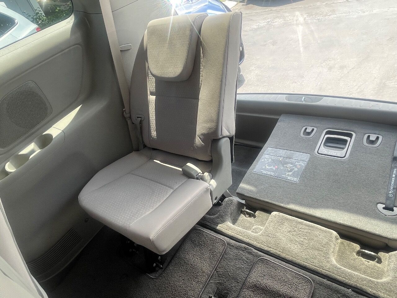 2016 KIA Sedona Minivan - $11,900