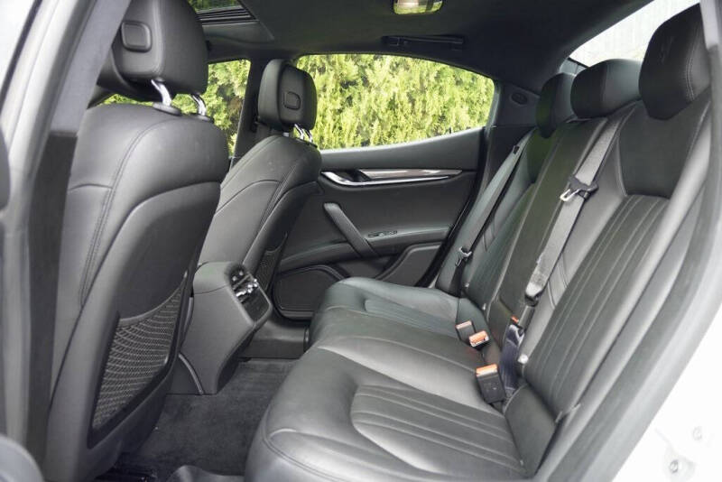 2020 Maserati Ghibli