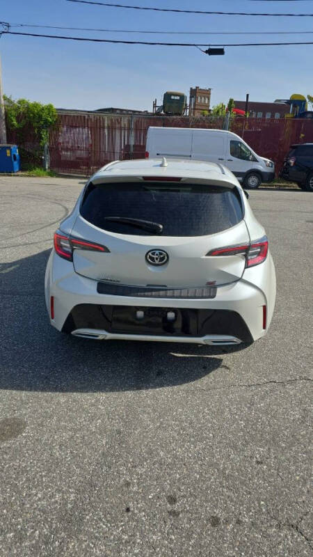 2019 Toyota Corolla Hatchback SE