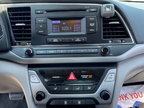 2017 Hyundai Elantra