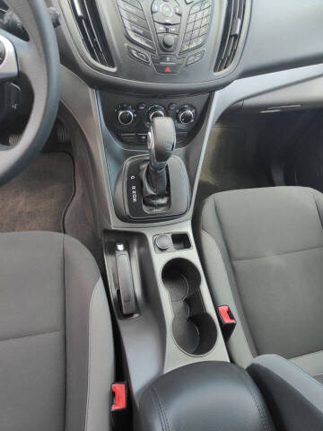 2013 Ford Escape S
