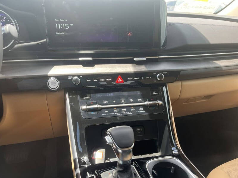 2024 Kia Carnival EX