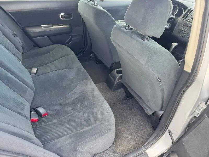 2011 Nissan Versa 1.8 S