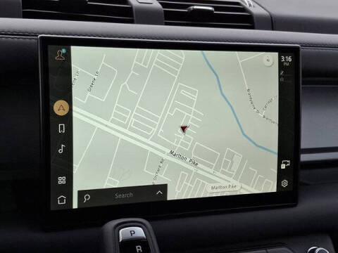 2025 Land Rover Defender 130 V8 P500