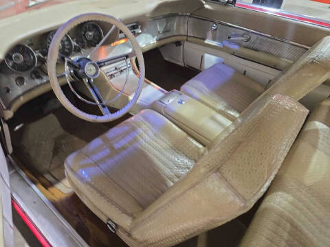 1961 Ford Thunderbird