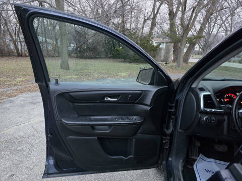 2016 GMC Acadia SLE-2